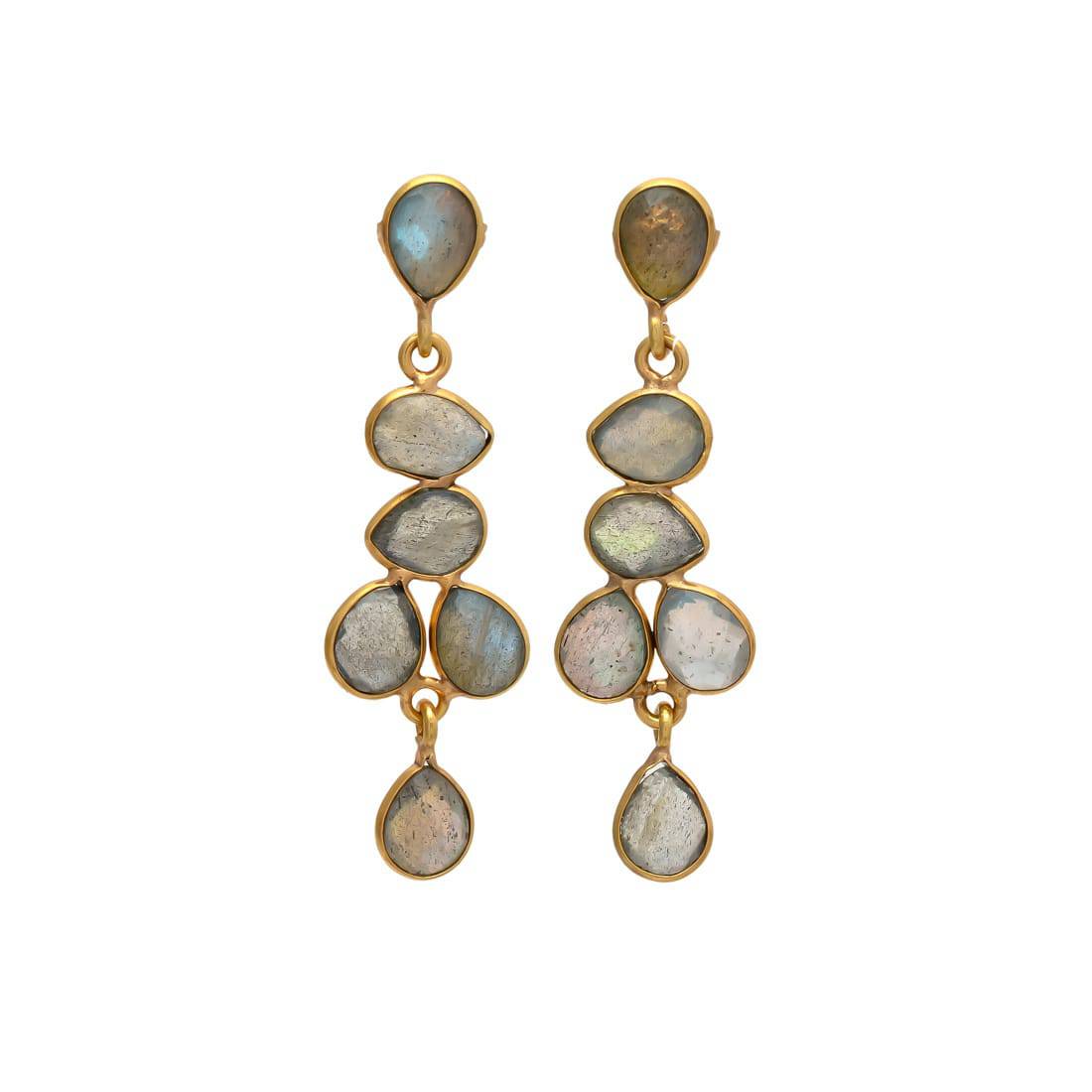 NARCISO, aretes con piedras, bañados en oro de 24k.